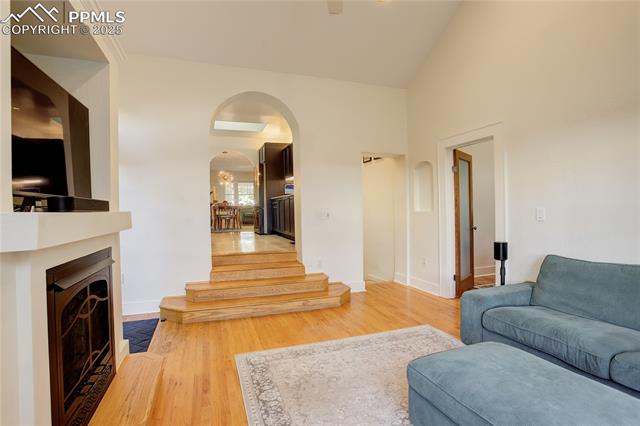 1866 S Pennsylvania Street