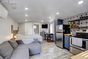 1866 S Pennsylvania Street