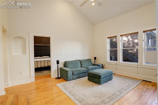 1866 S Pennsylvania Street