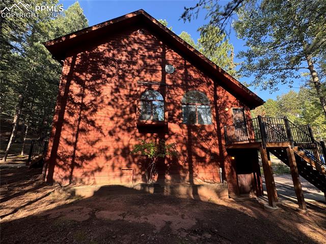 121 Red Rock Court