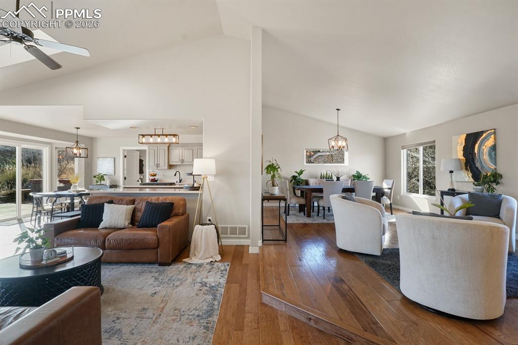 2565 Dunfries Court