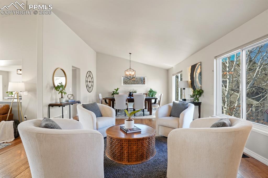 2565 Dunfries Court