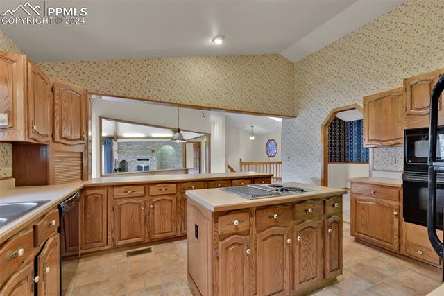 135 Desert Inn Way
