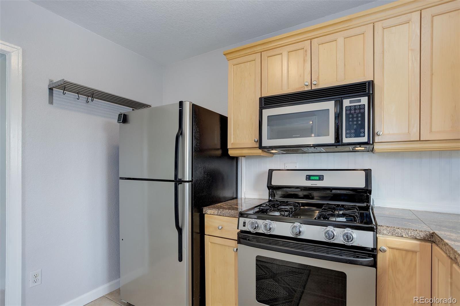 1481 Ash Street Unit: 3