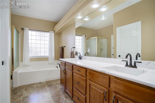 15895 Wildhaven Lane