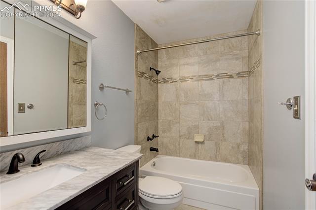 2732 Hearthwood Lane