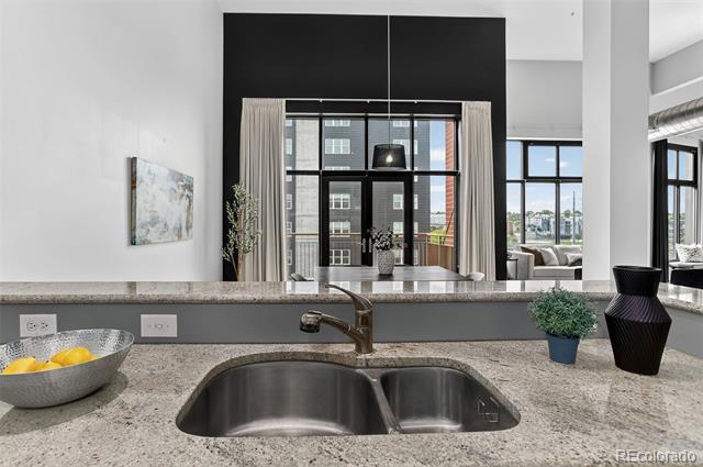 3100 Huron Street Unit: 4N