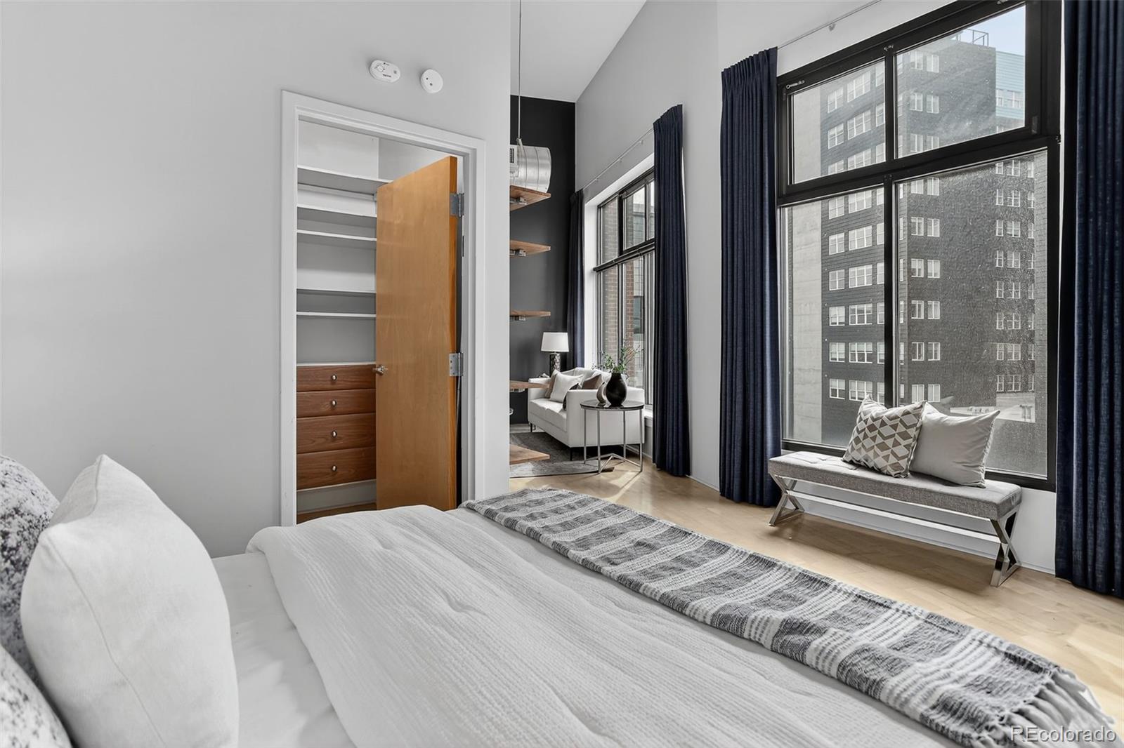 3100 Huron Street Unit: 4N