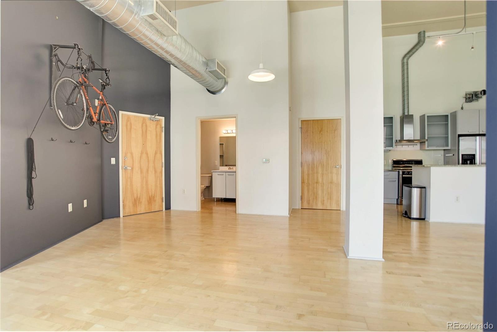 3100 Huron Street Unit: 4N