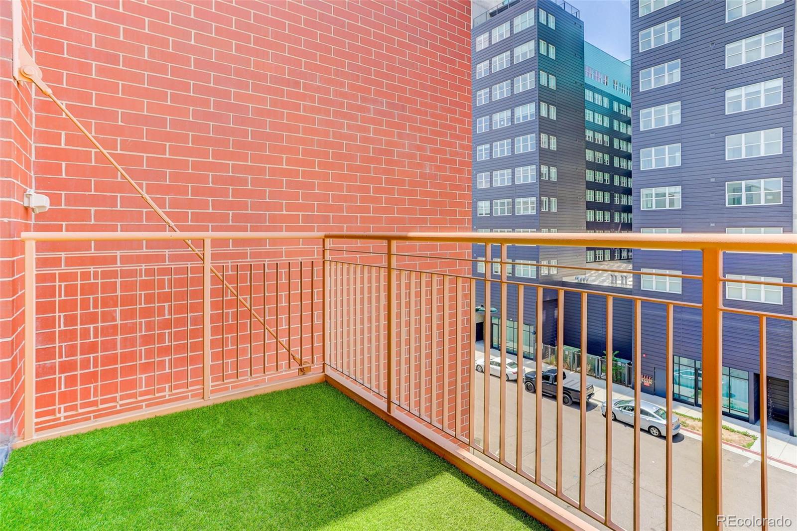 3100 Huron Street Unit: 4N