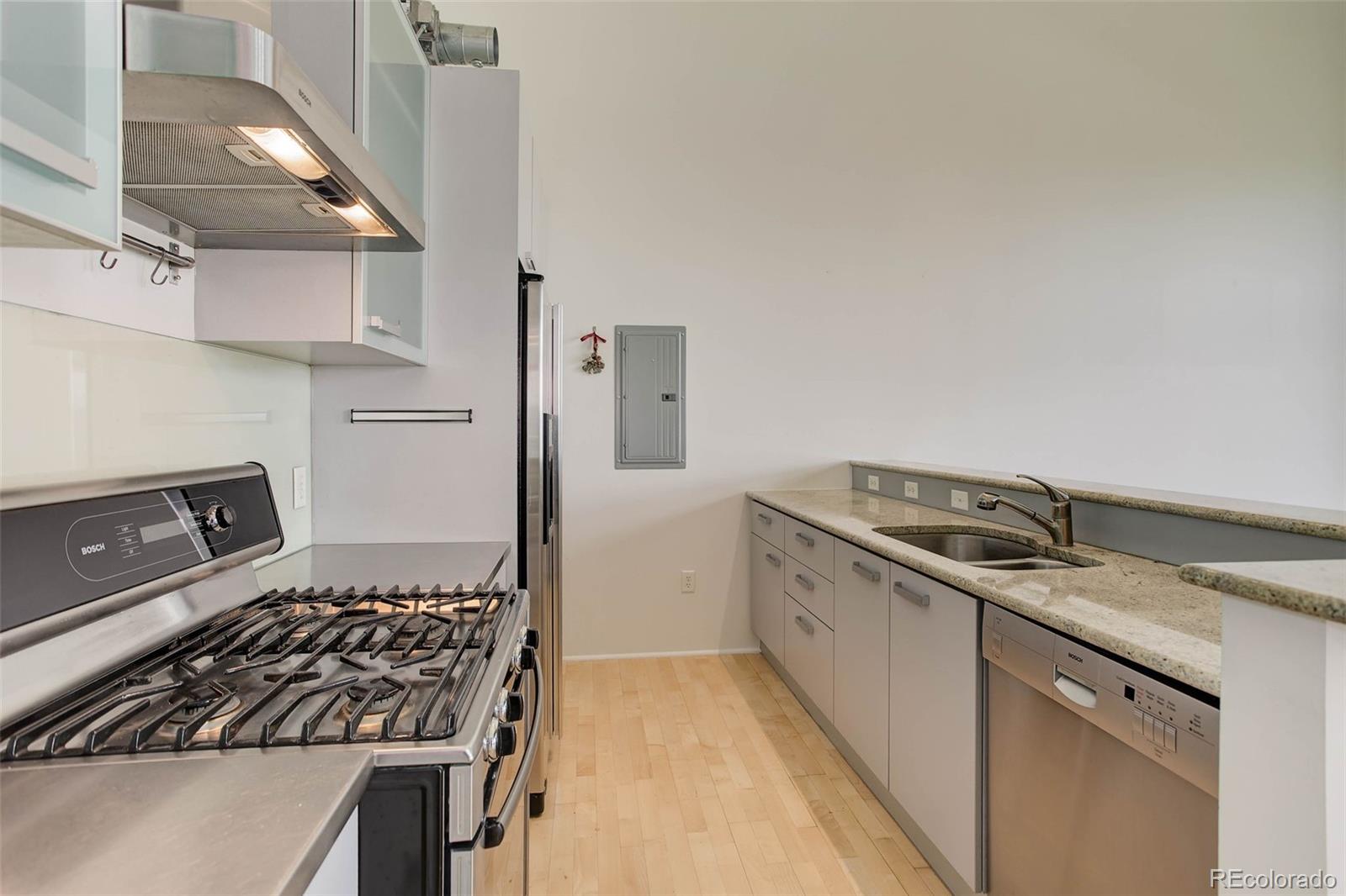 3100 Huron Street Unit: 4N