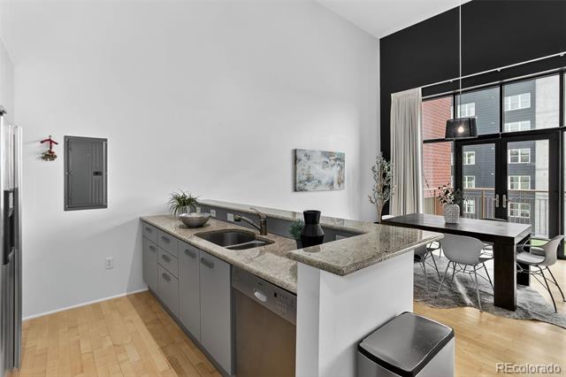 3100 Huron Street Unit: 4N