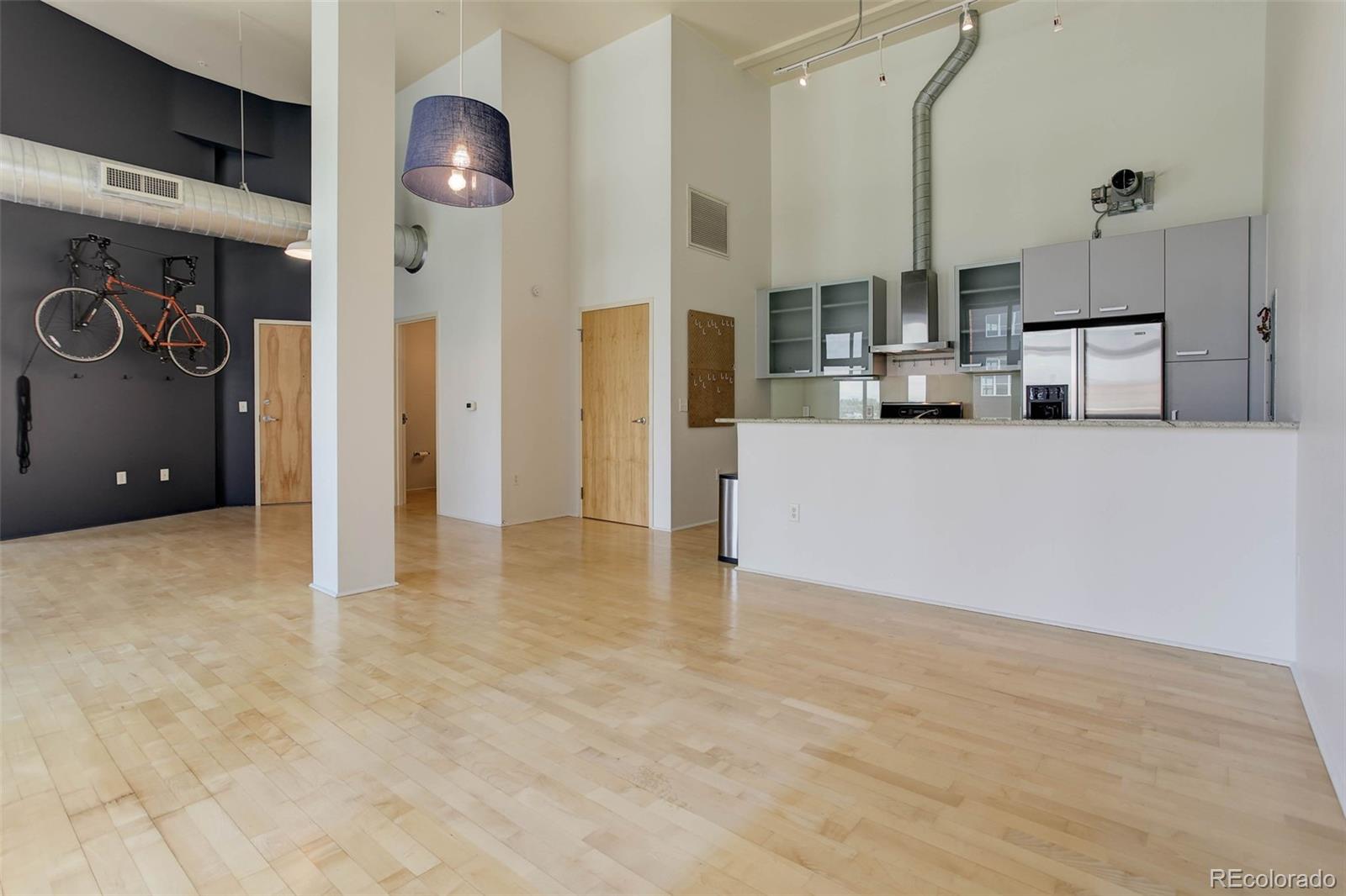 3100 Huron Street Unit: 4N