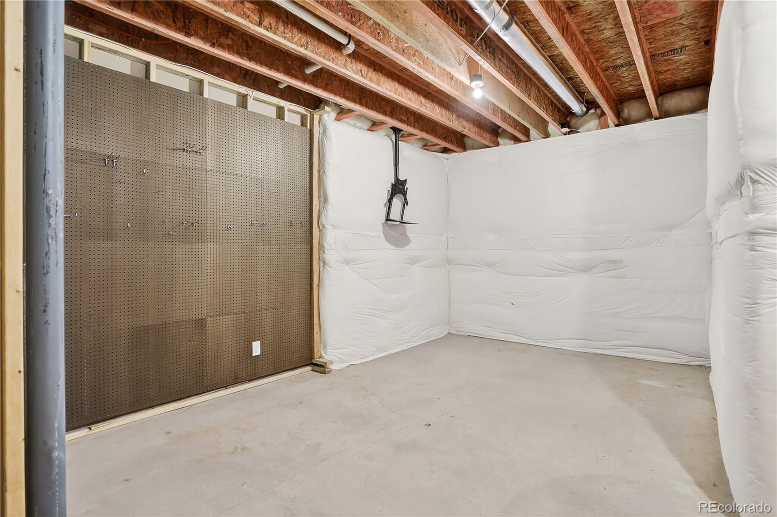 5582 Janga Drive