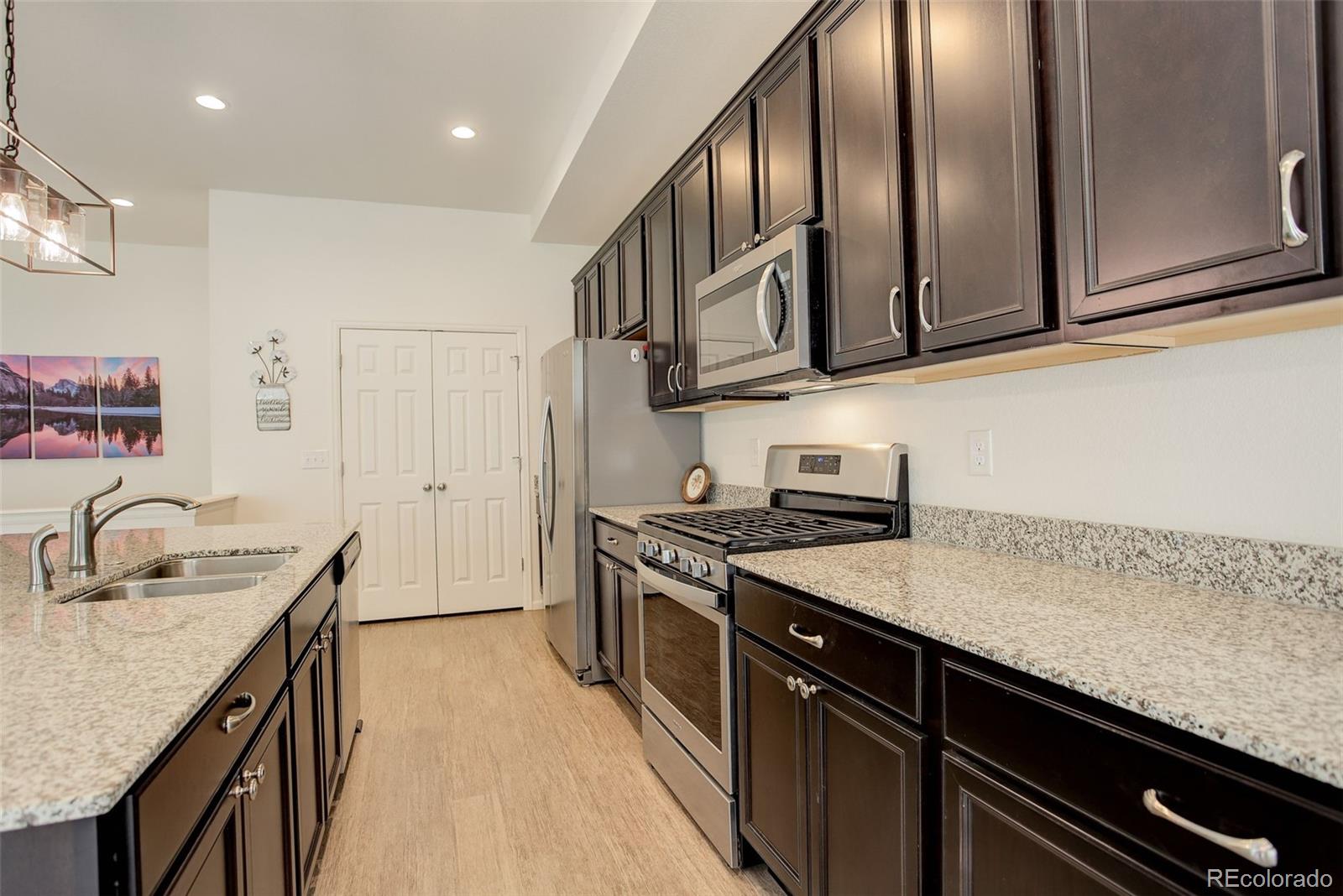 6717 Golden Briar Lane