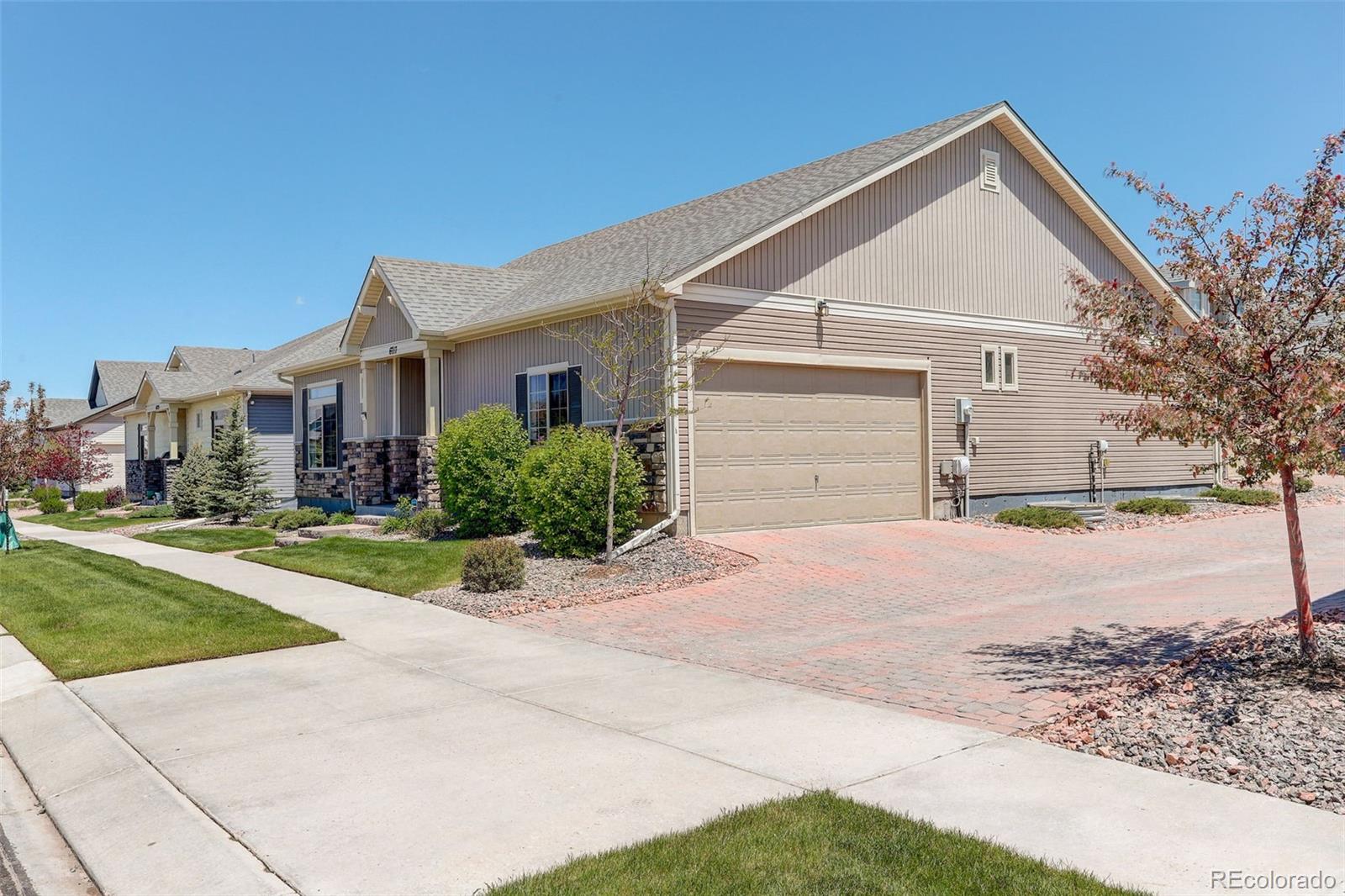 6717 Golden Briar Lane