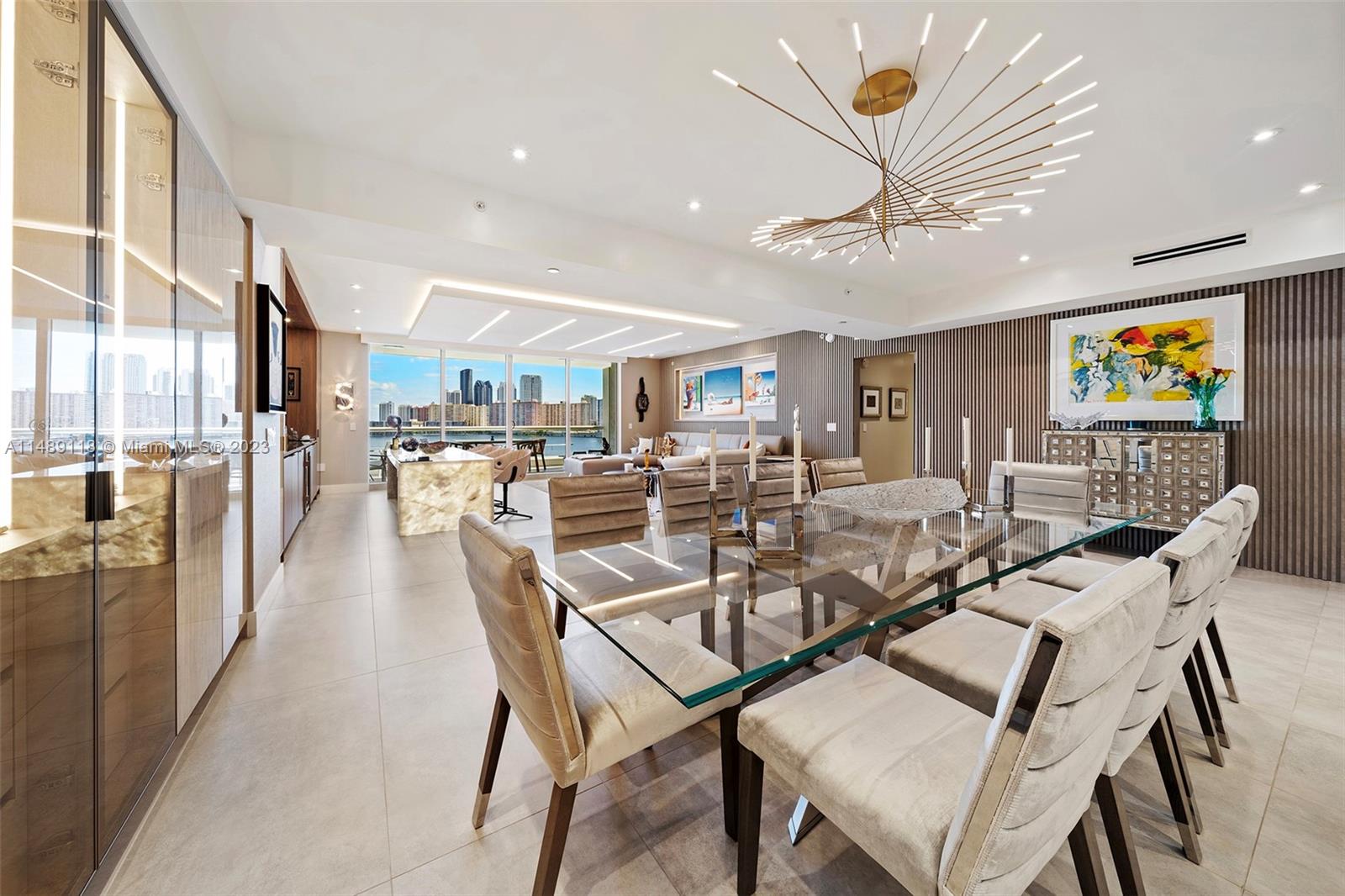 6000 Island Blvd Unit: 807