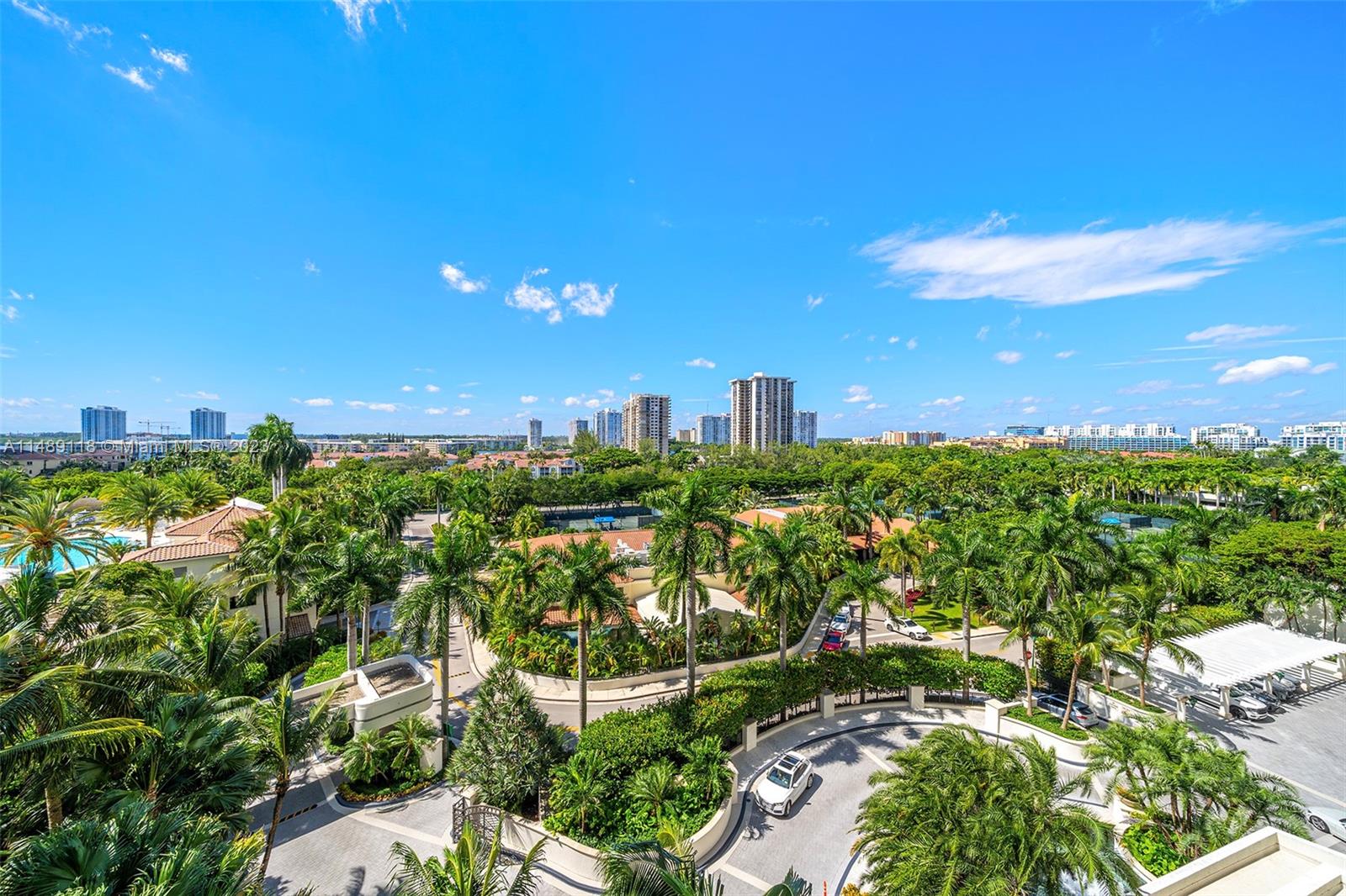6000 Island Blvd Unit: 807