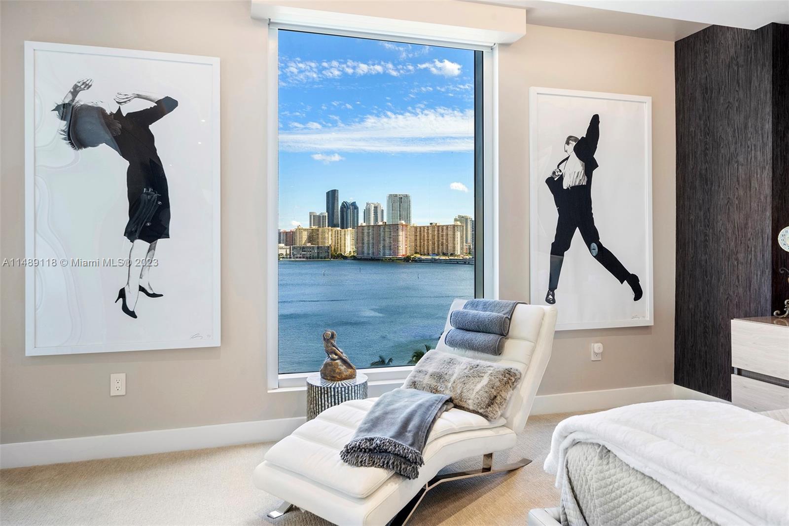 6000 Island Blvd Unit: 807
