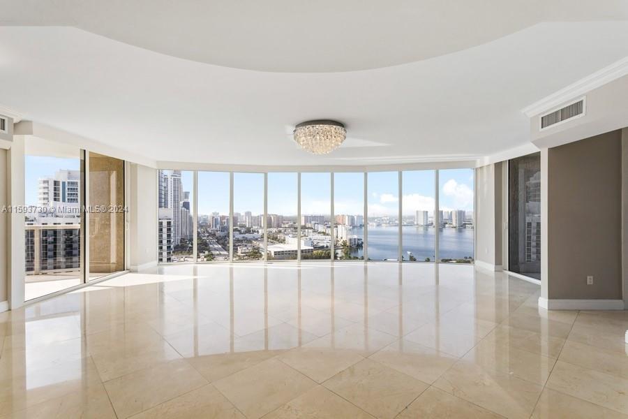 18911 Collins Ave # 2805