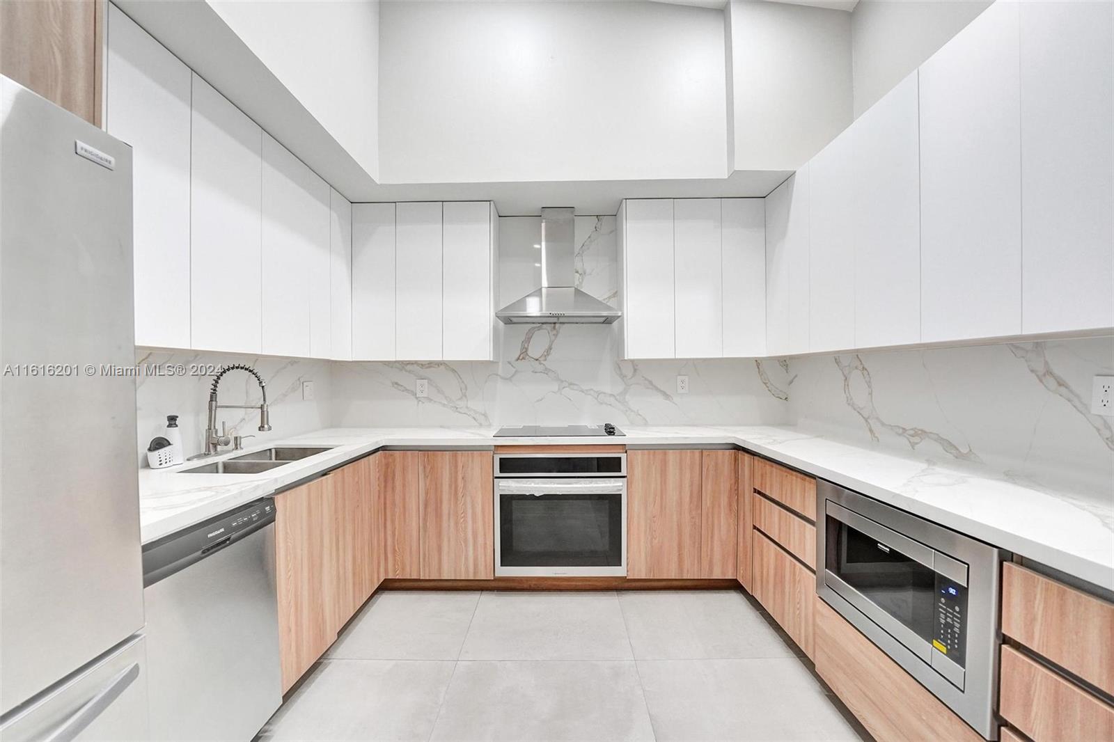 21220 Harbor Way # 22 Unit: 223-22