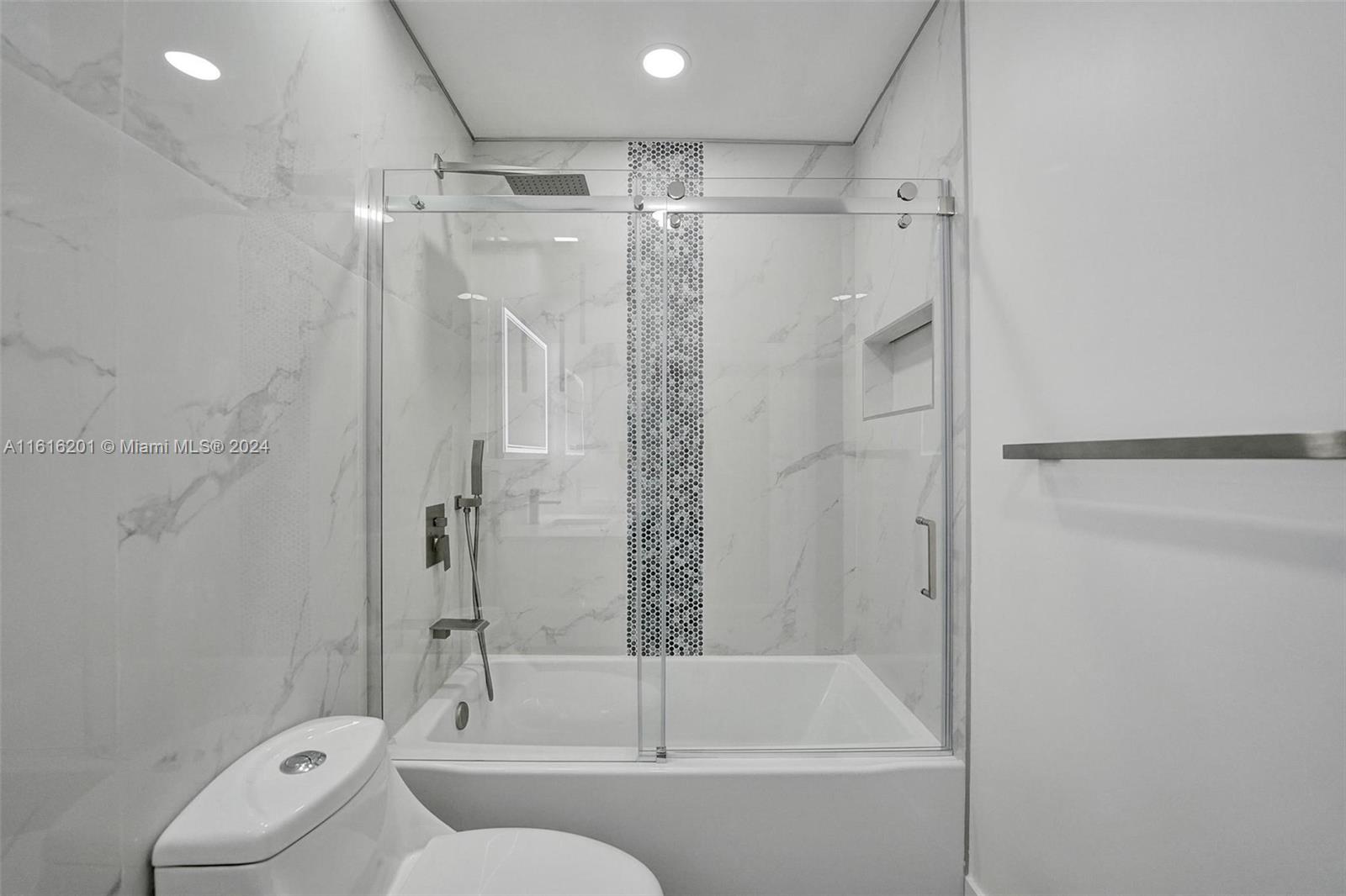 21220 Harbor Way # 22 Unit: 223-22