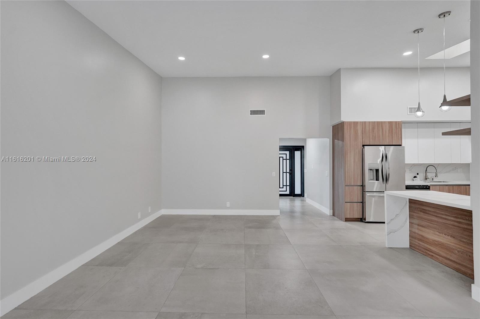 21220 Harbor Way # 22 Unit: 223-22