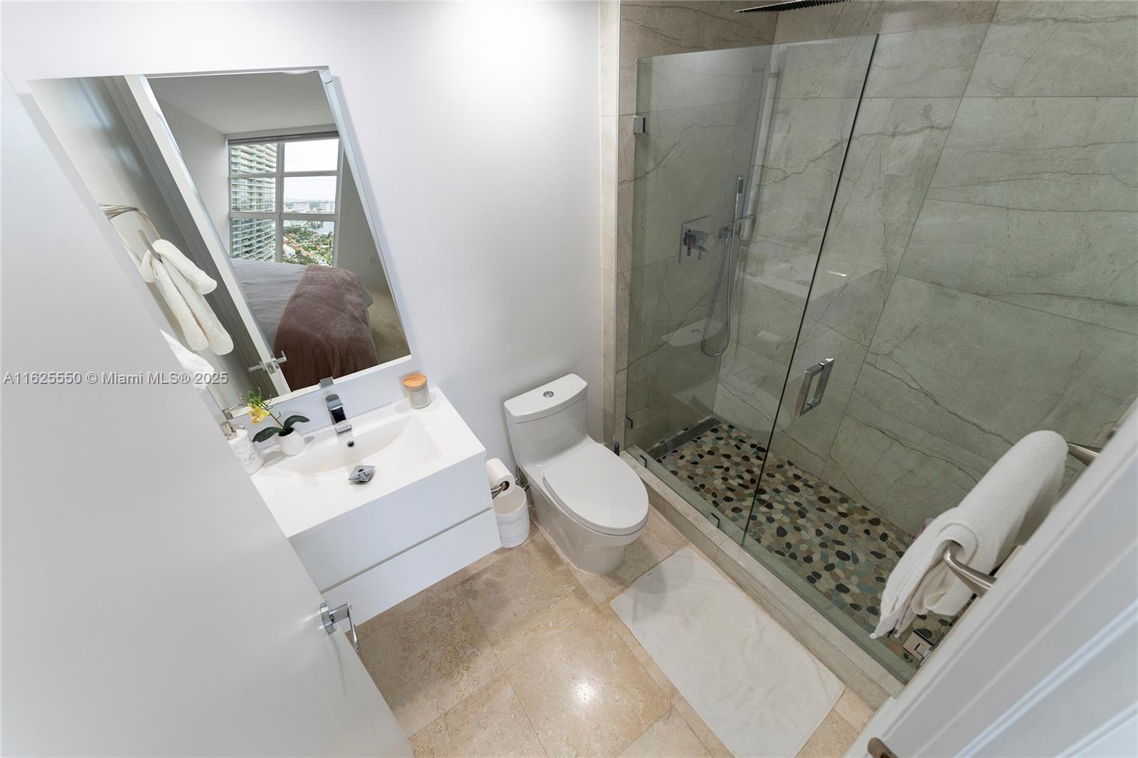 19111 Collins Ave # 3608