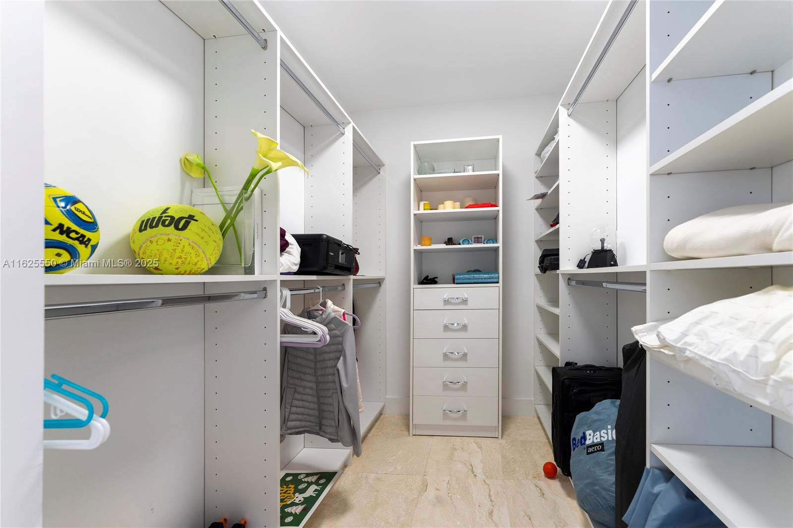 19111 Collins Ave # 3608