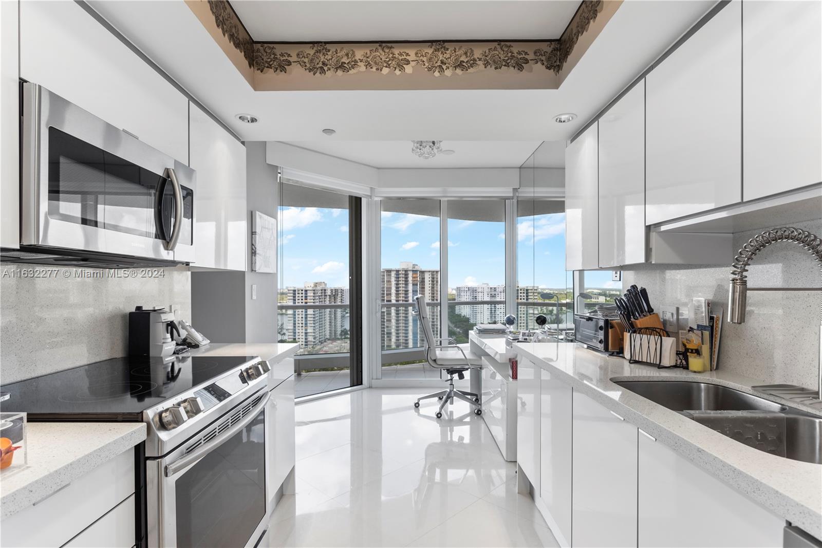 7000 Island Blvd # 2108