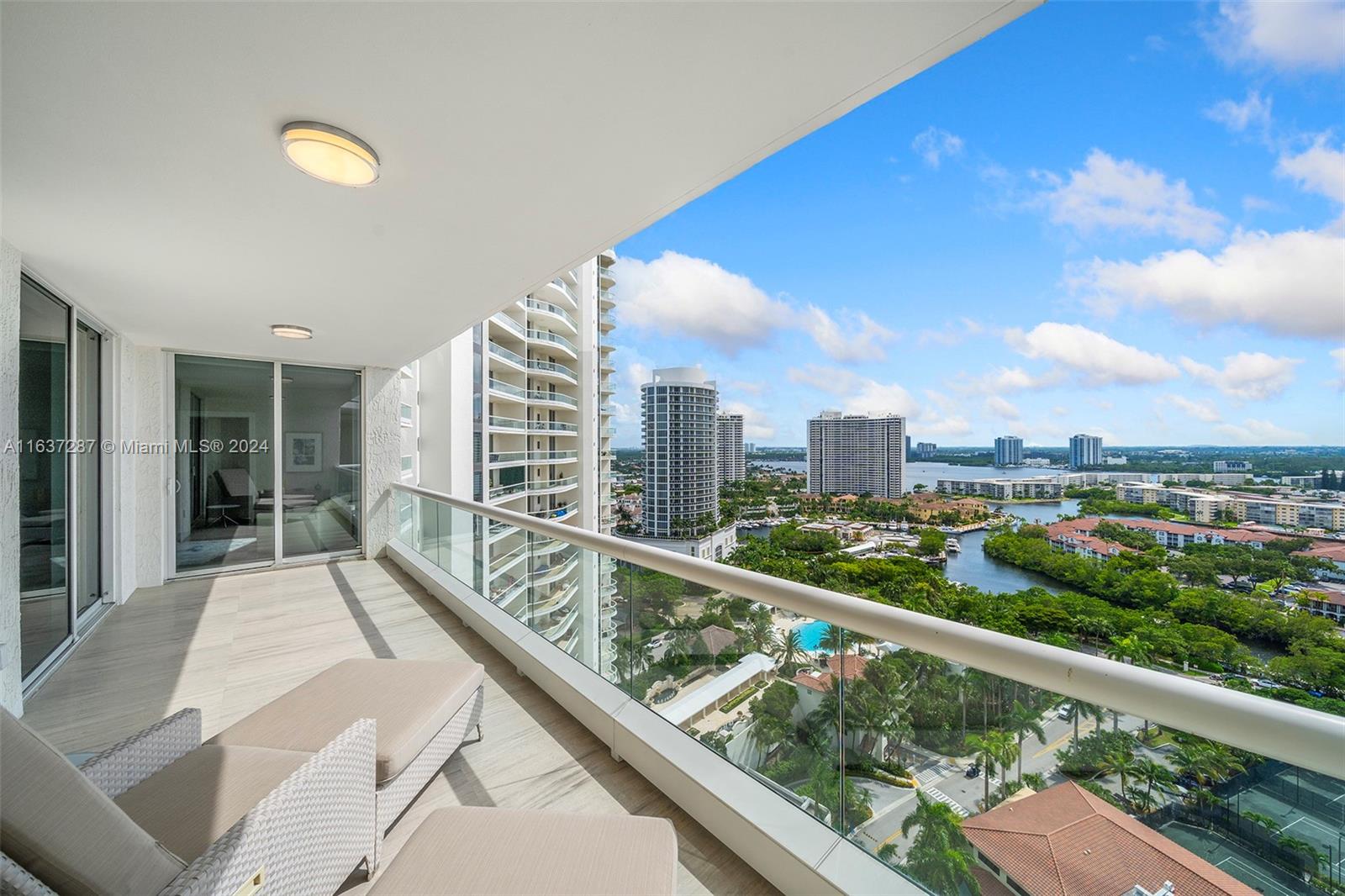 6000 Island Blvd # 2103