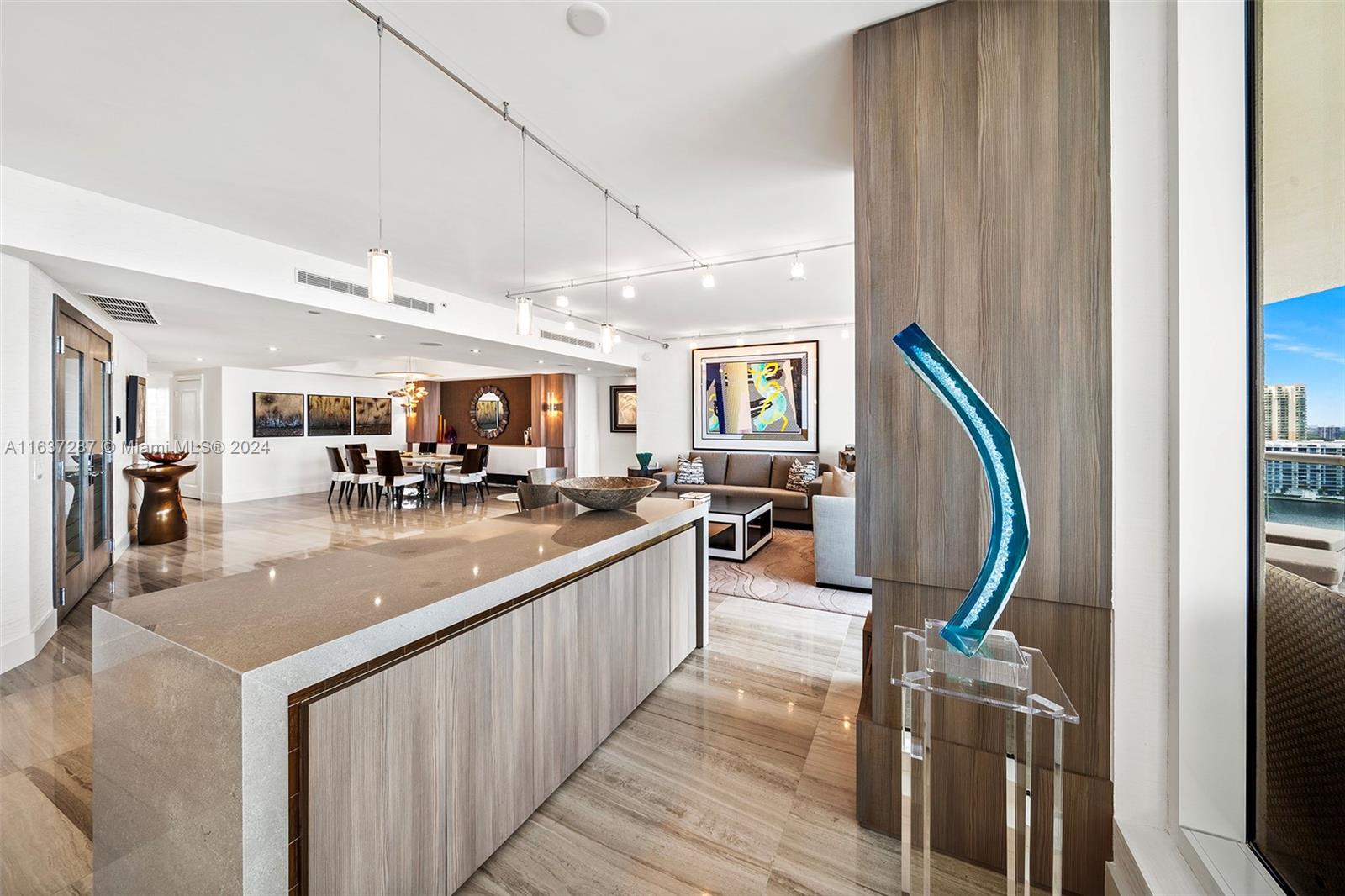 6000 Island Blvd # 2103