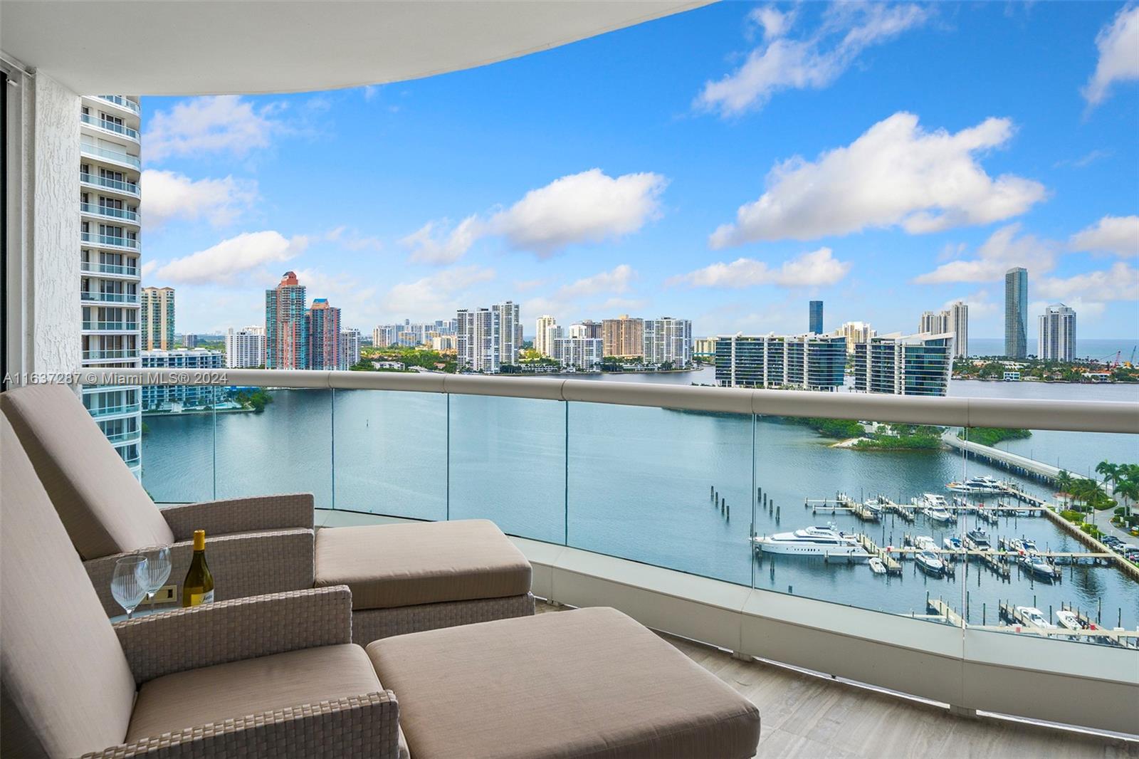 6000 Island Blvd # 2103
