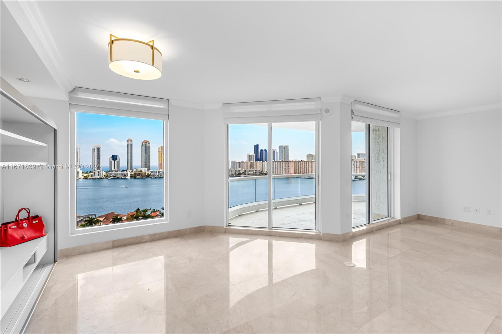 6000 Island Blvd # 1804