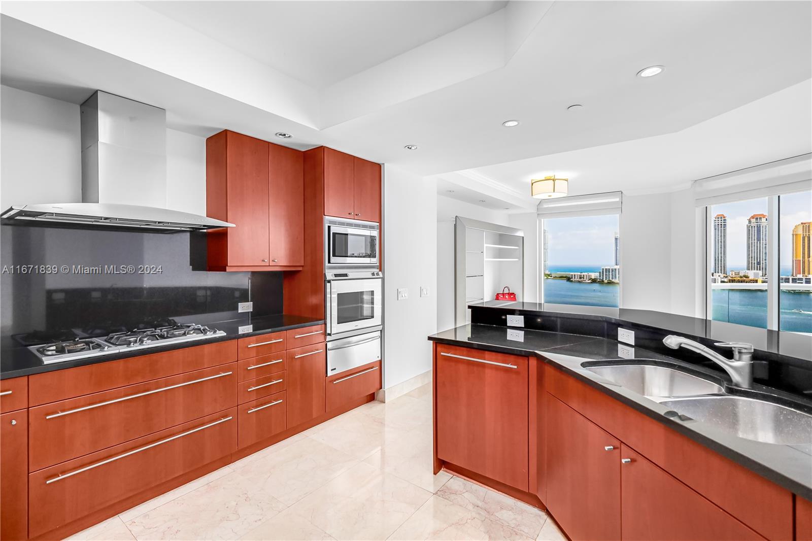 6000 Island Blvd # 1804