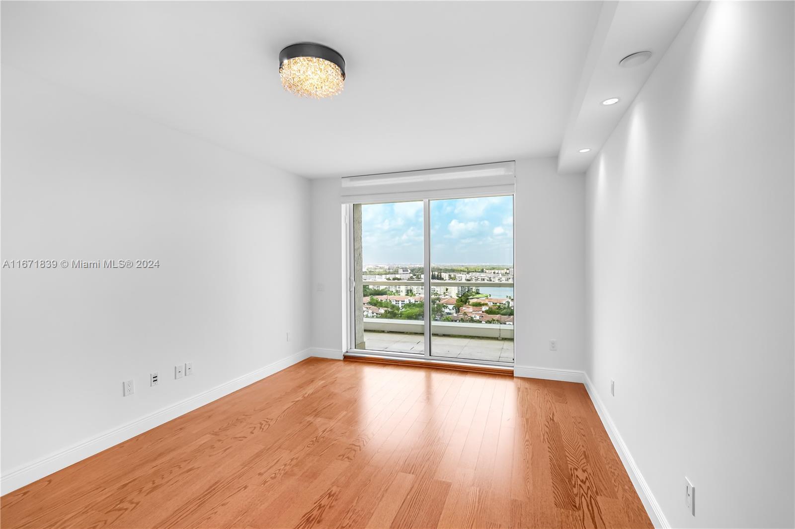 6000 Island Blvd # 1804