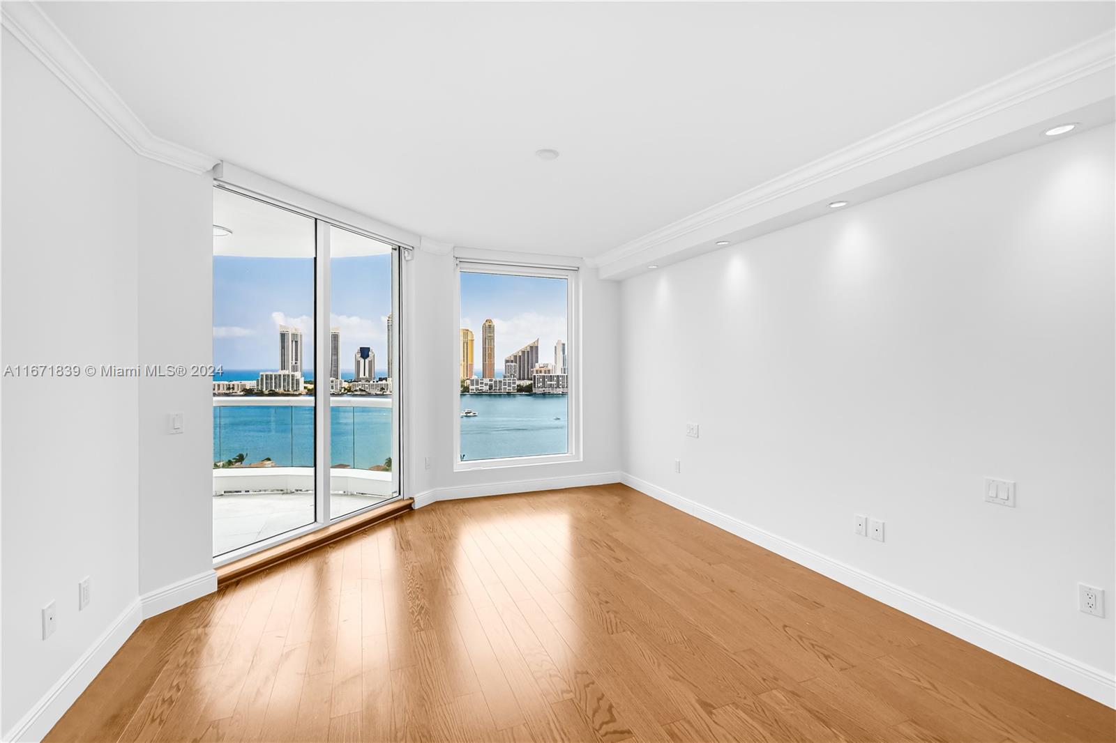 6000 Island Blvd # 1804