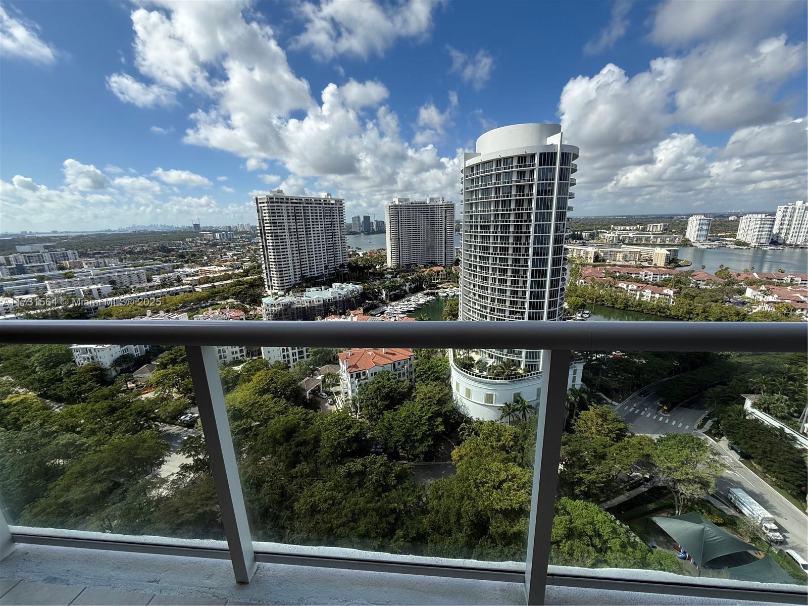 4000 ISLAND BL # 2503