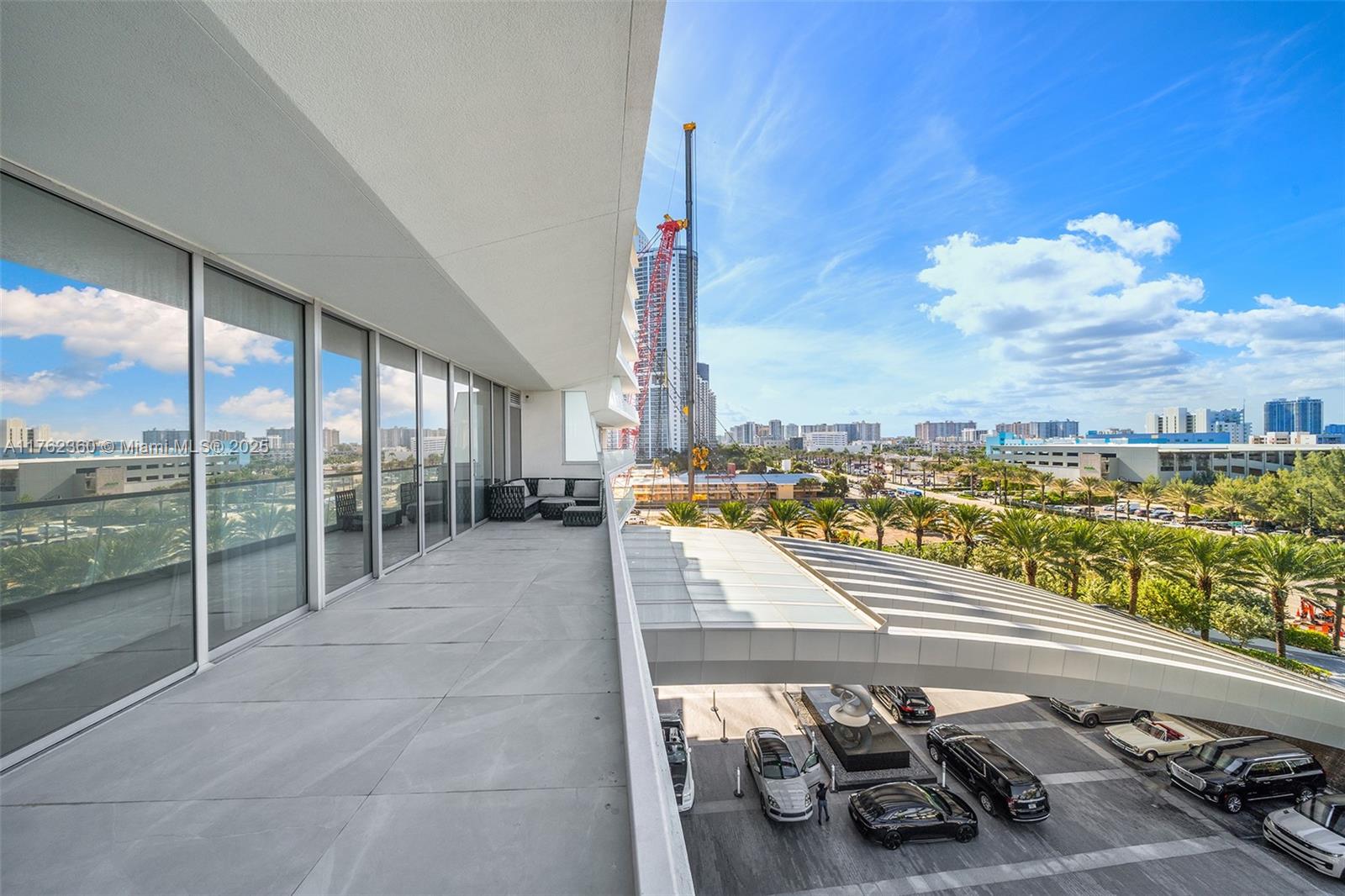18501 Collins Ave # 501