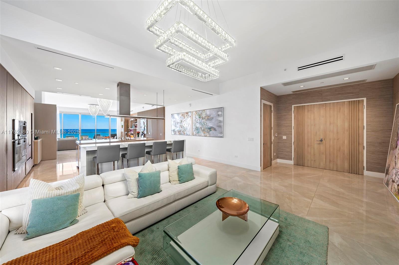 18501 Collins Ave # 501