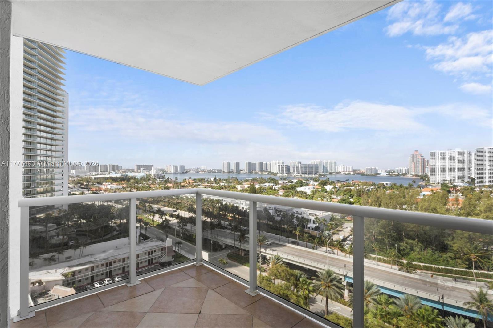 19111 Collins Ave # 1206