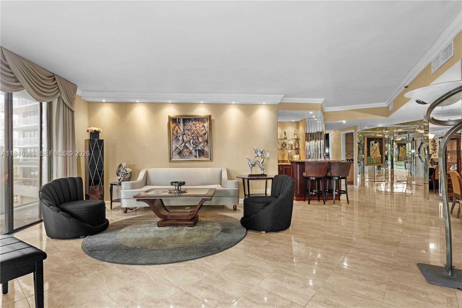 20281 E Country Club Dr # 207