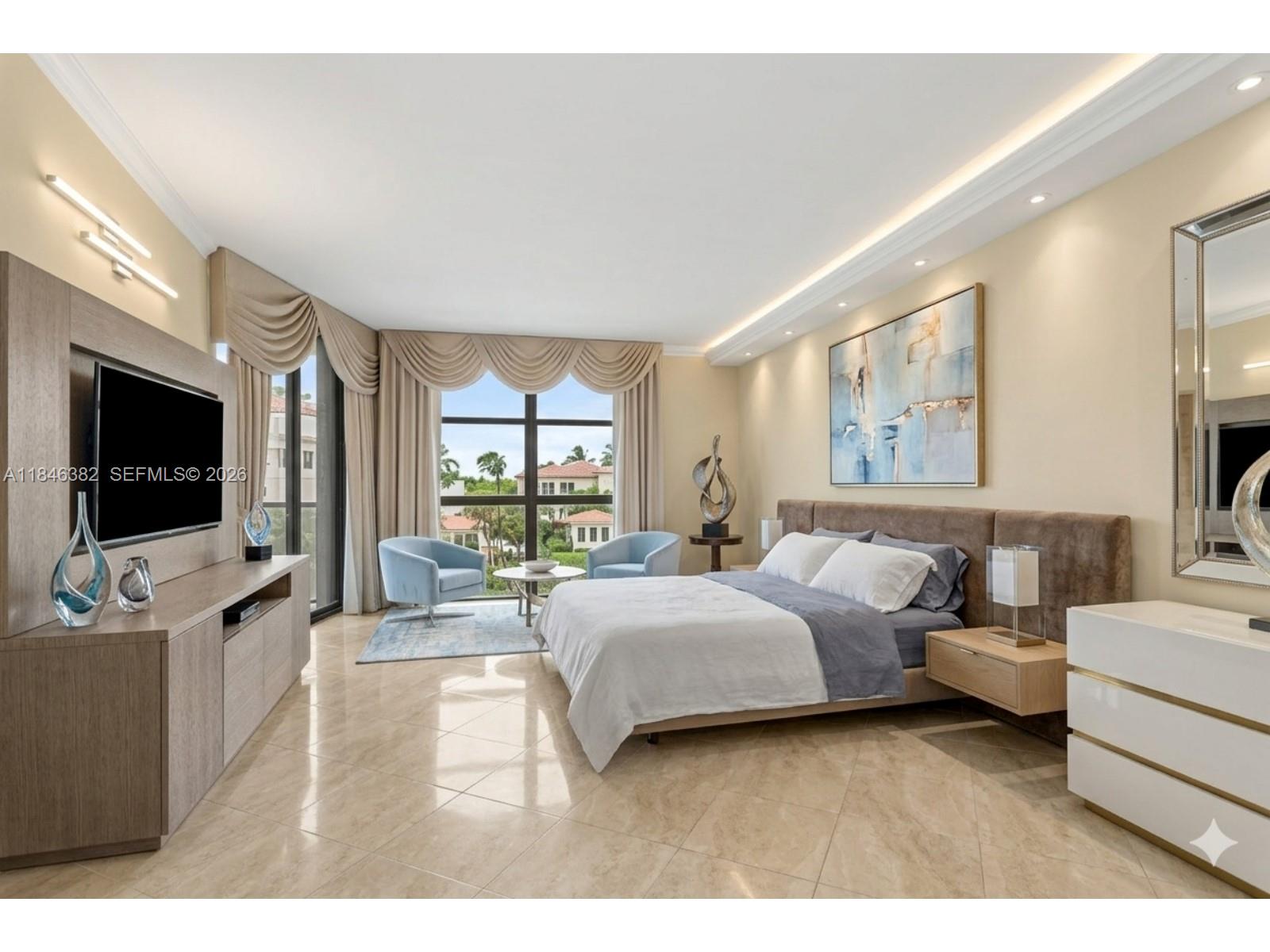 20281 E Country Club Dr # 207