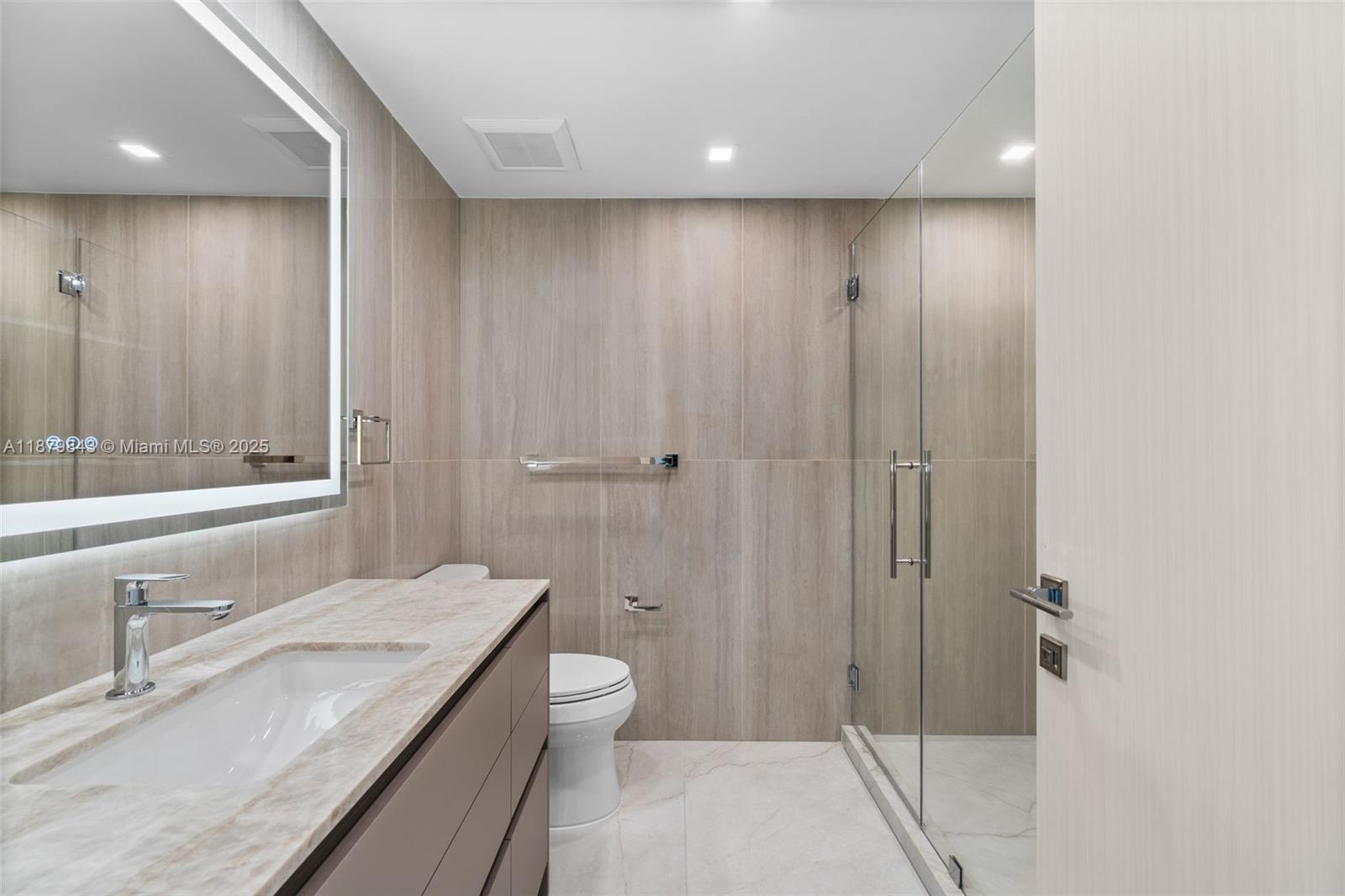 3301 NE 183rd St # 1805