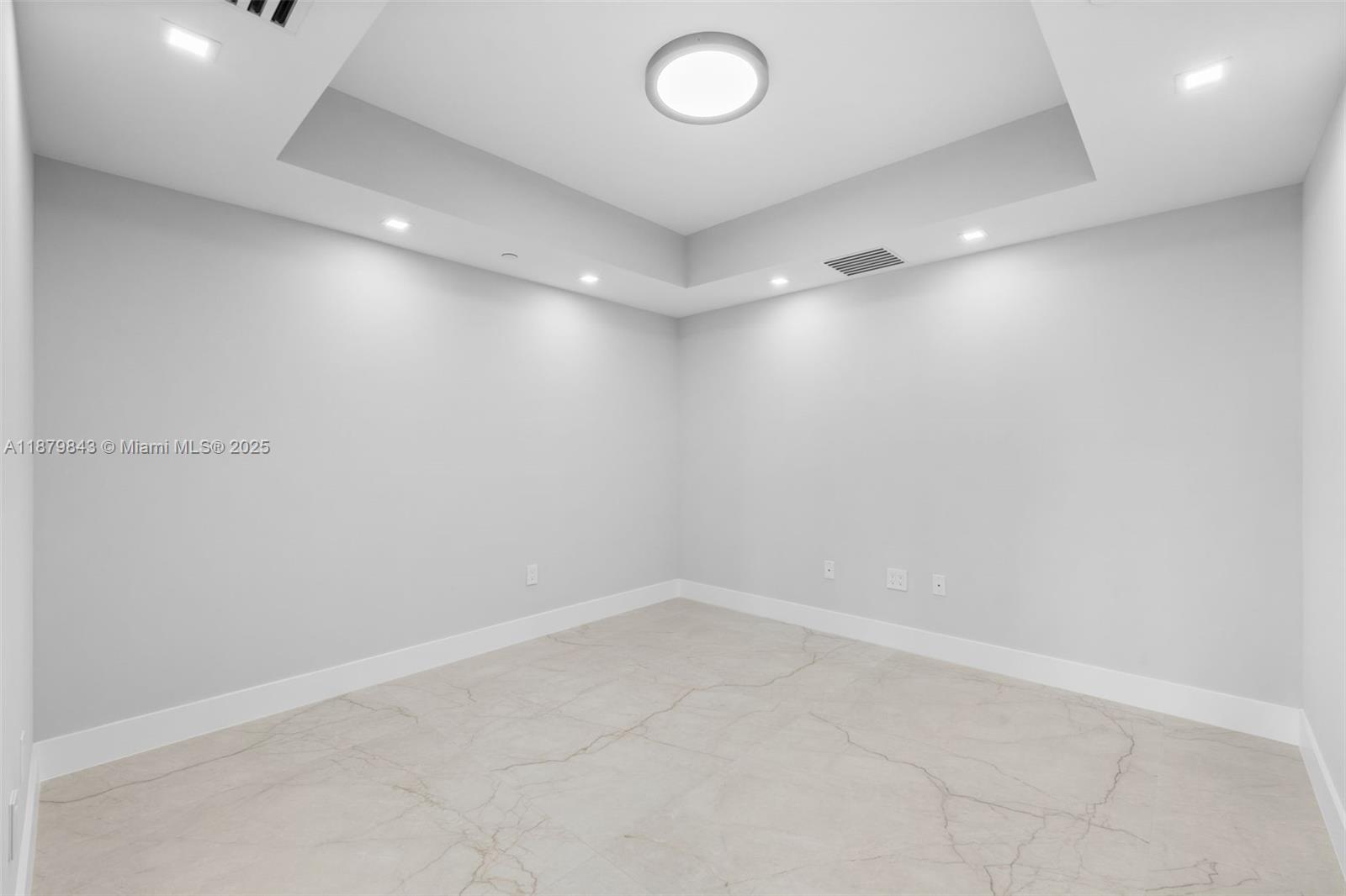 3301 NE 183rd St # 1805