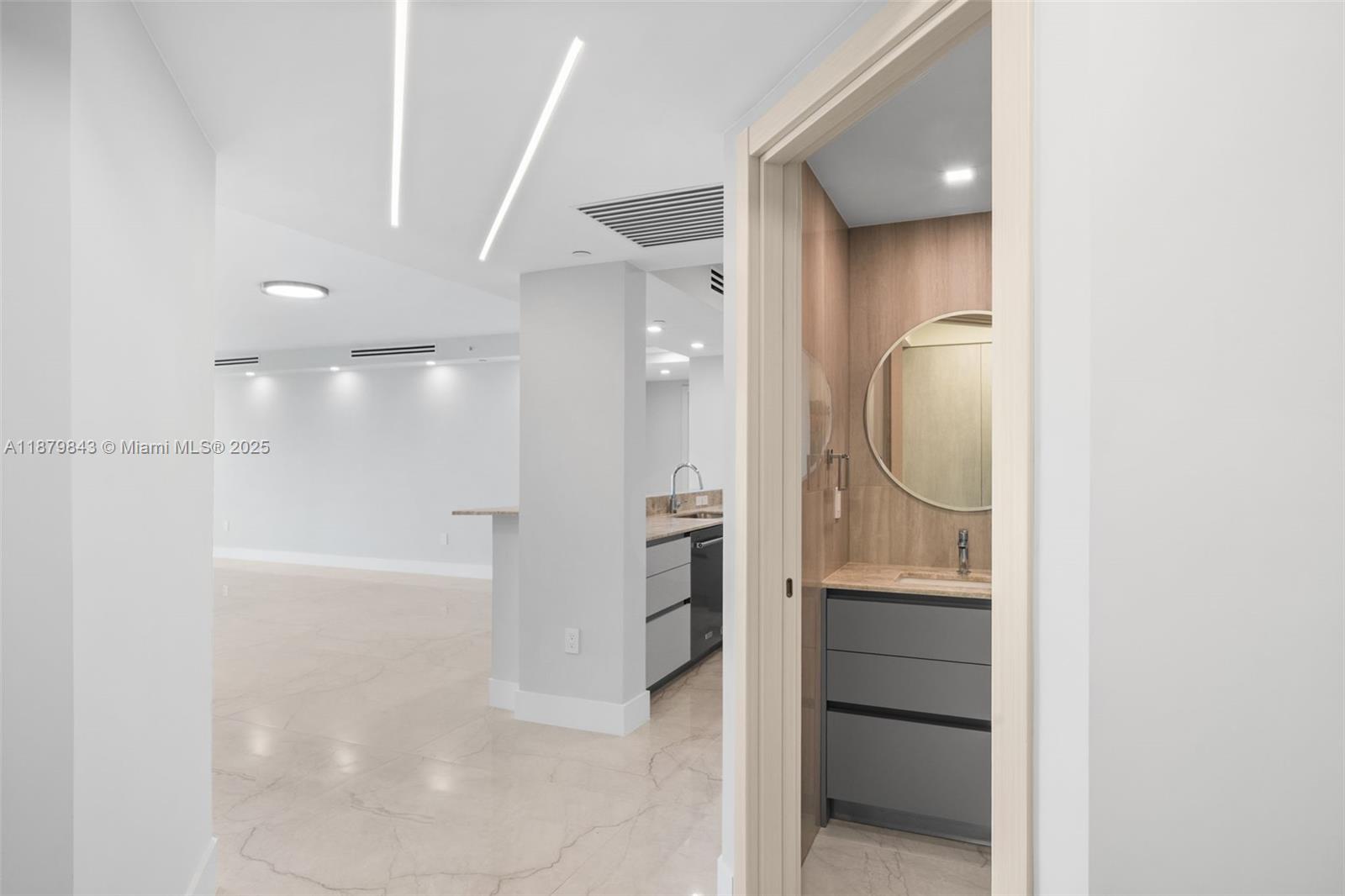 3301 NE 183rd St # 1805