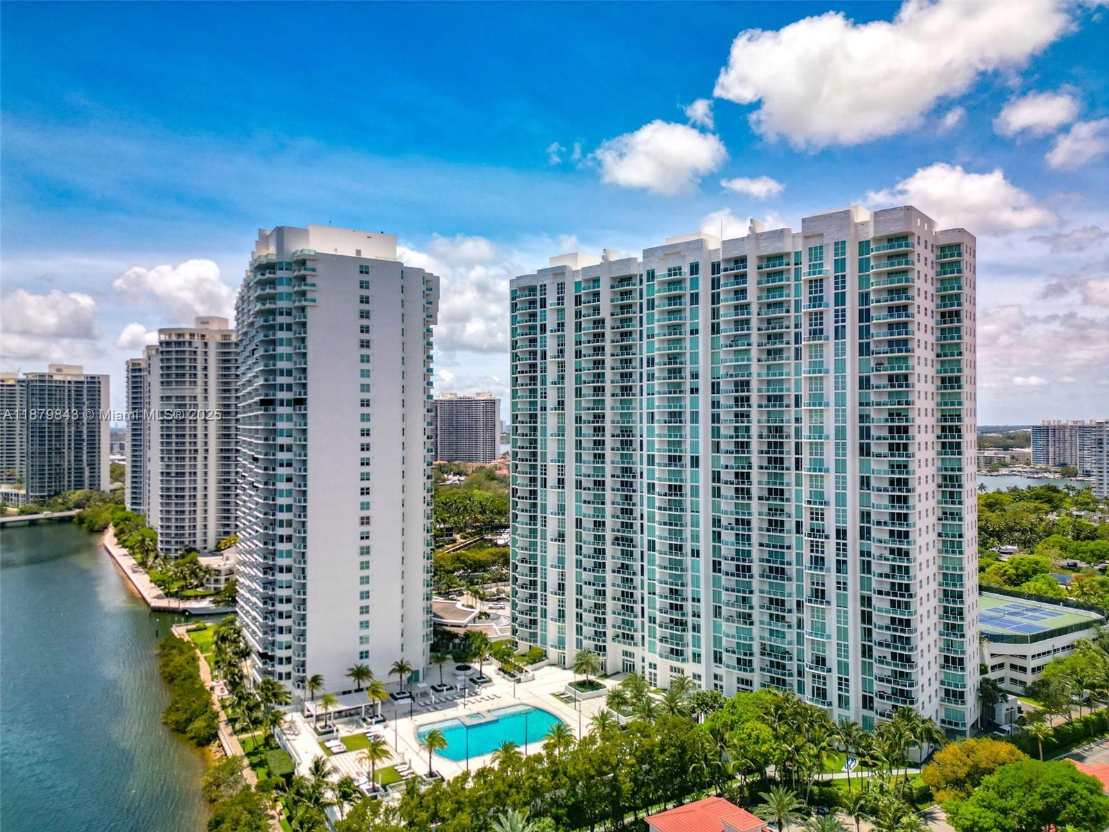 3301 NE 183rd St # 1805