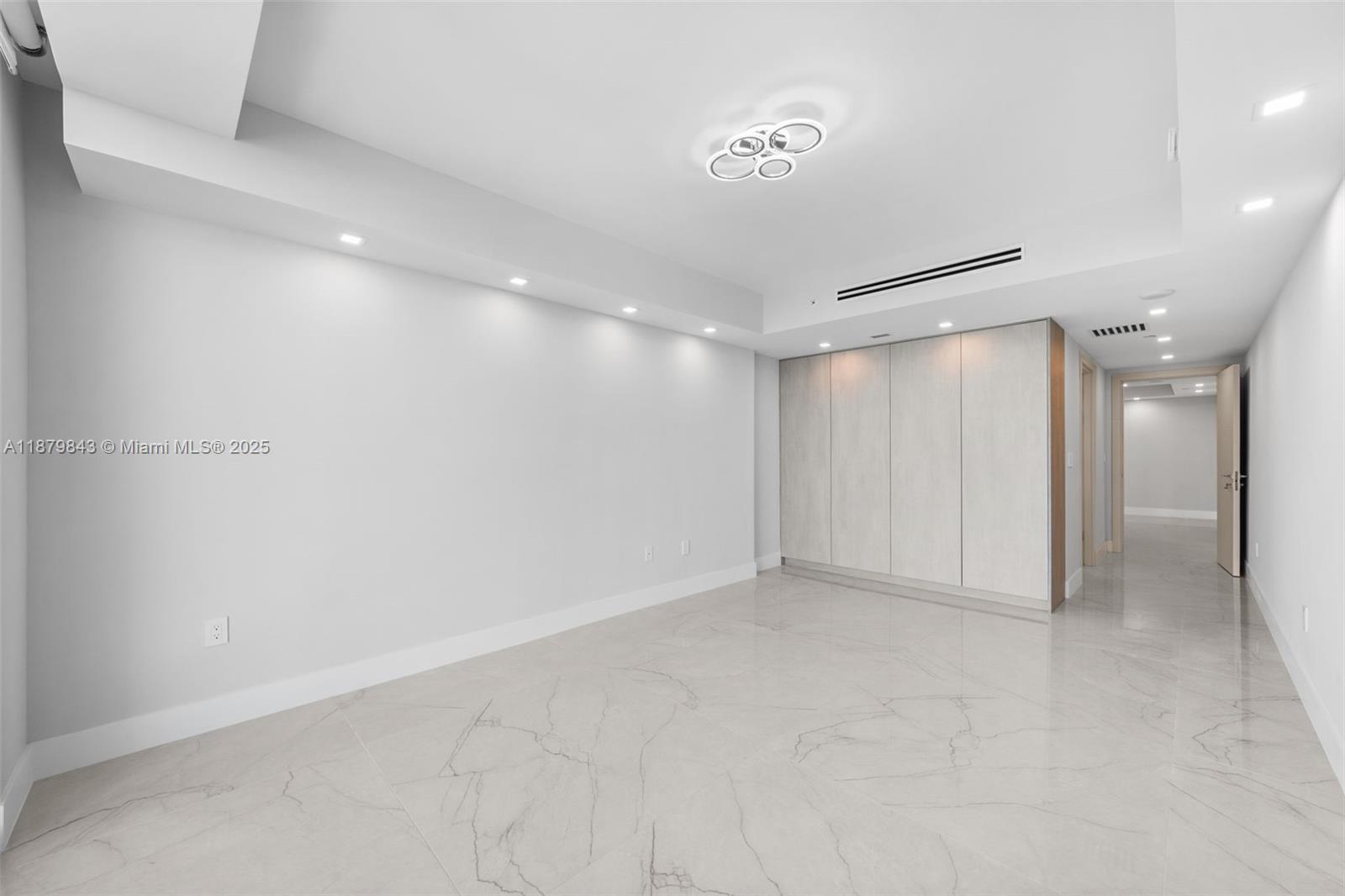 3301 NE 183rd St # 1805