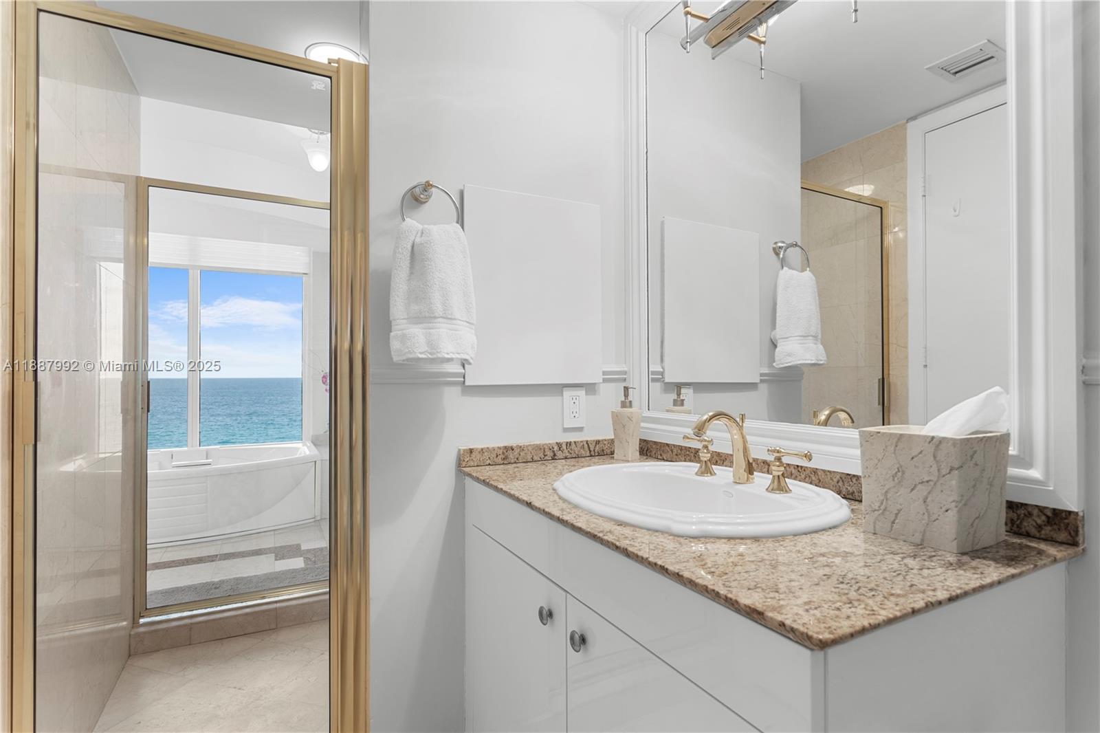 19111 Collins Ave # 604