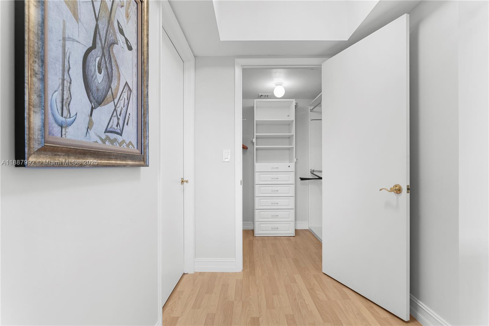 19111 Collins Ave # 604